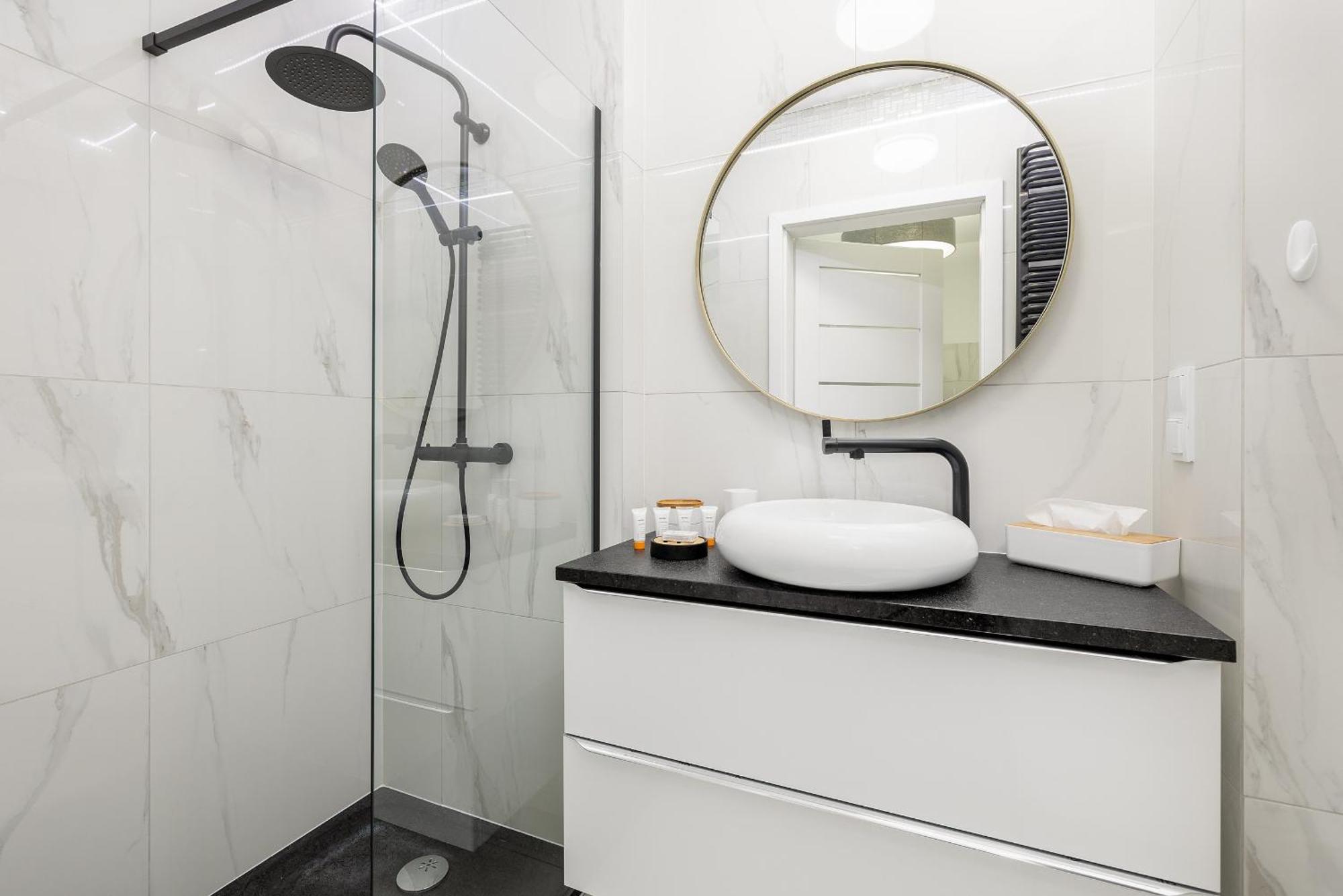 Bel Mare Sunrise Apartment With Balcony & Wellness Zone By Rent Like Home ミエンジズドロイェ エクステリア 写真