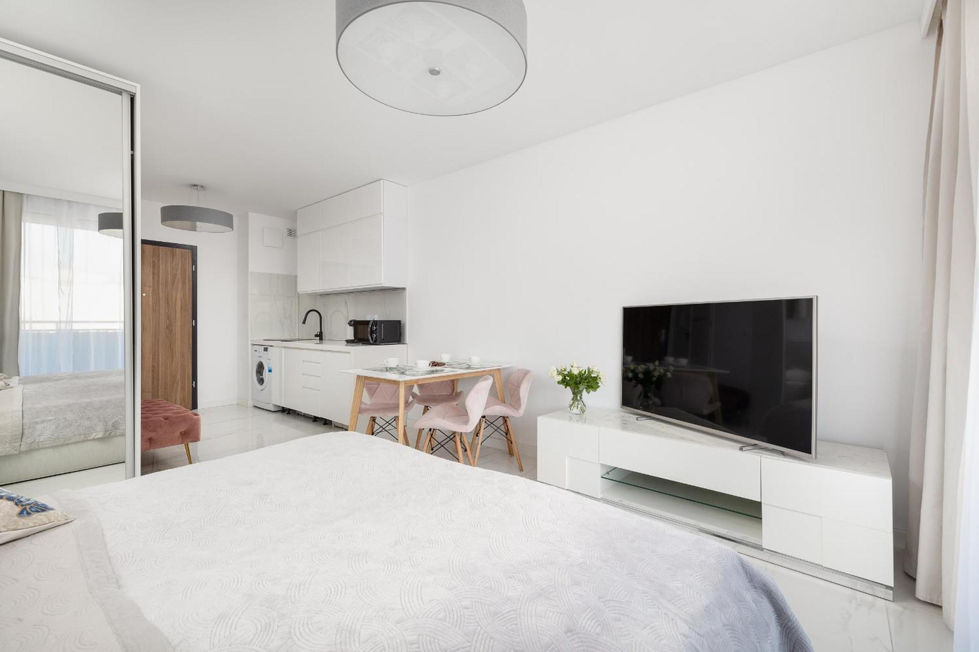 Bel Mare Sunrise Apartment With Balcony & Wellness Zone By Rent Like Home ミエンジズドロイェ エクステリア 写真